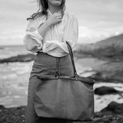 Adele Tote bag