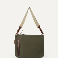 Baskia Messenger Bag