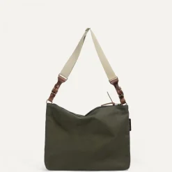 Baskia Messenger Bag