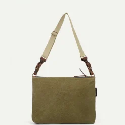 Baskia Messenger Bag
