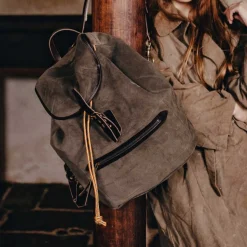 Camp backpack / Suede
