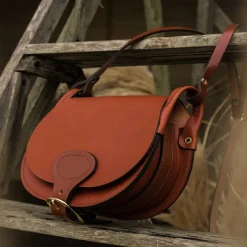Diane L Gibecière bag