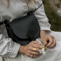 Diane M Gibecière bag