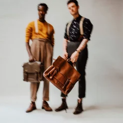 48h Irving Executive Postman bag