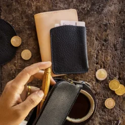 Intro business card holder
