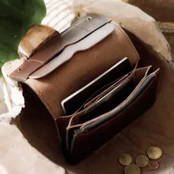 Maltese wallet