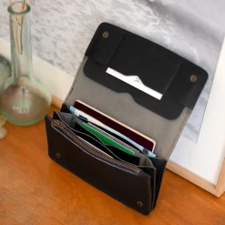Maltese wallet