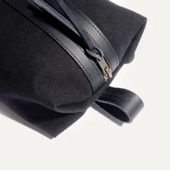 ZAZOU toiletry case