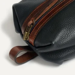 ZAZOU toiletry case